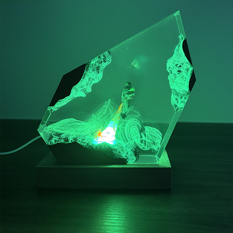 Sci-Fi Anime Figur Organismus  – Resin Art And Decor Bewertung und Preis